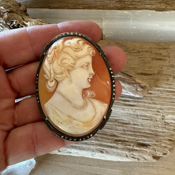 Vintage large 1940’s cameo pin/pendant from Torres del Greco - Picture 6 of 6